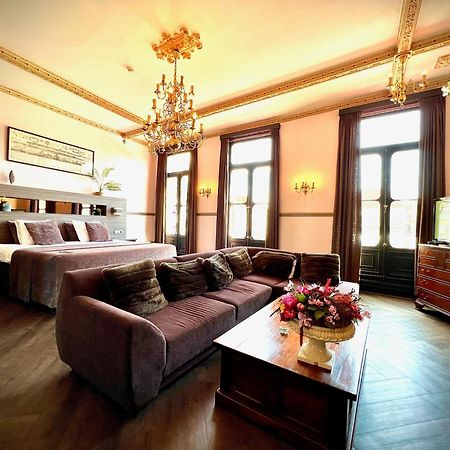 Grand Cafe Hotel De Bourgondier Bergen op Zoom Εξωτερικό φωτογραφία